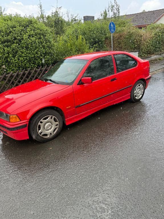 Schwarz Gebraucht 1997 BMW 316 Compact Sport Line Kleinwagen | 800 € (Superpreis) - Bild 1/3
