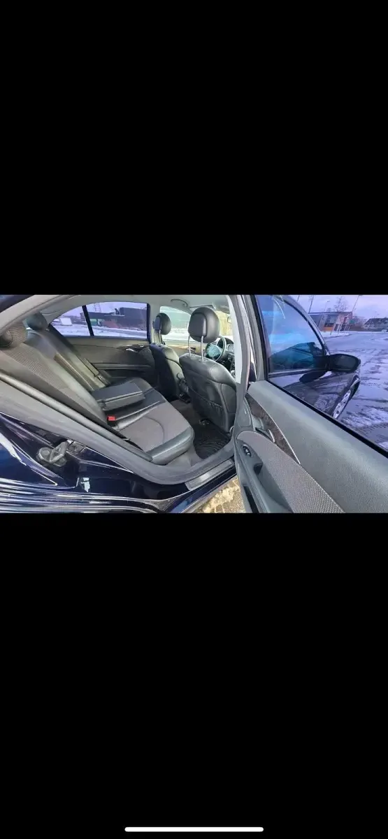 Gebraucht Mercedes E280 177 PS (130 kW) 2004 Blau Limousine