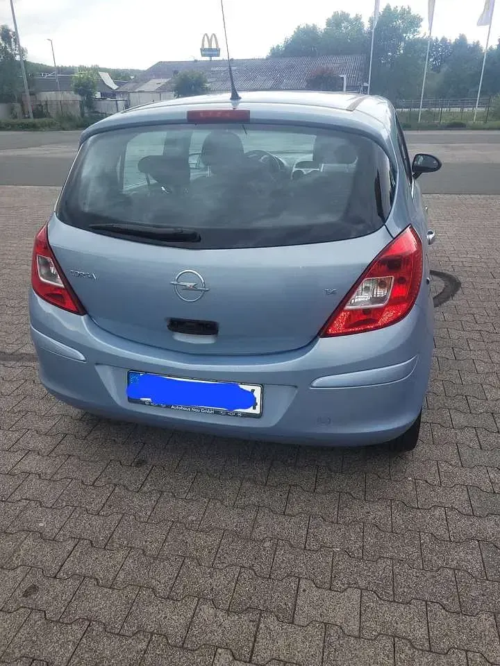 Gebraucht Opel Corsa Edition 90 PS (66 kW) 2008 Blau Kleinwagen