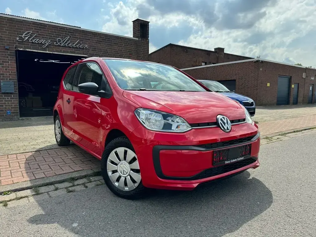 Second-hand VW up! 60 CP (44 kW) 2021 Roșu Hatchback