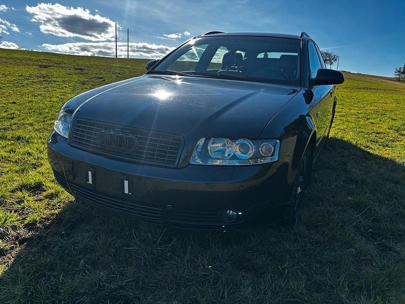 Używany Audi A4 Sport 155 KM (114 kW) 2003 Czarny Kombi