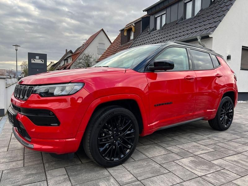Second-hand Jeep Compass 131 CP (96 kW) 2023 Roșu SUV