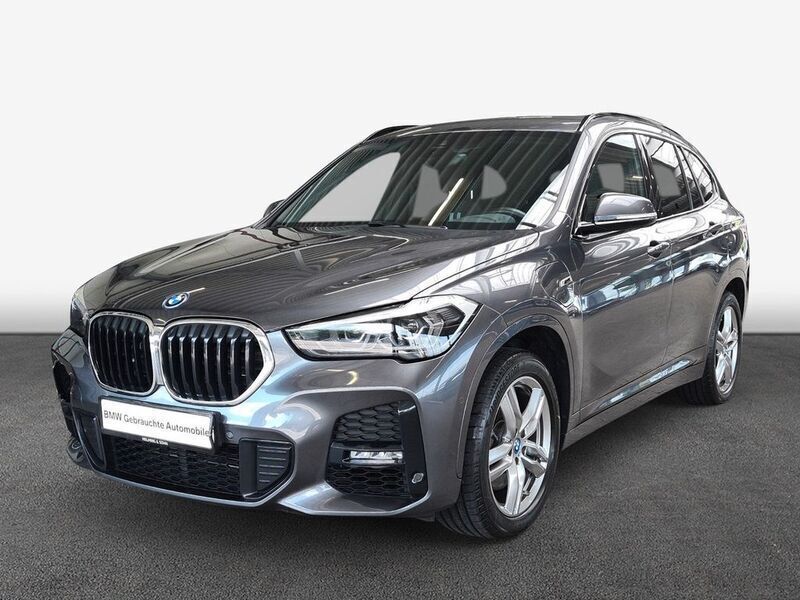 Grau Gebraucht 2022 BMW X1 M Sport SUV | 26.911 € (Fairer Preis) - Bild 1/4