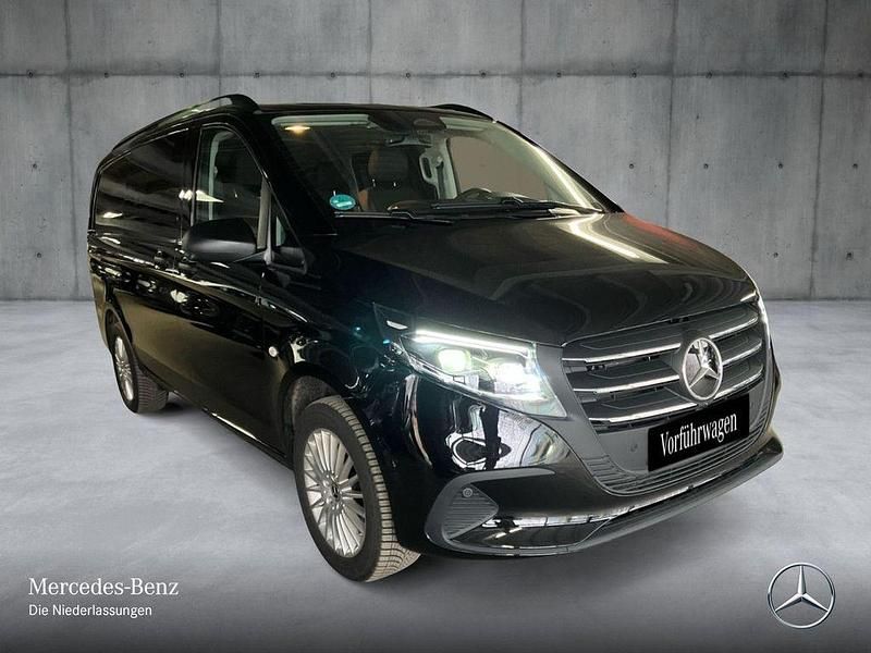 Gebraucht Mercedes Vito 190 PS (139 kW) 2025 Schwarz Van