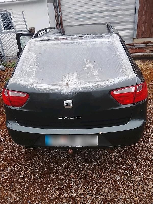 Second-hand Seat Exeo 143 CP (105 kW) 2010 Negru Break