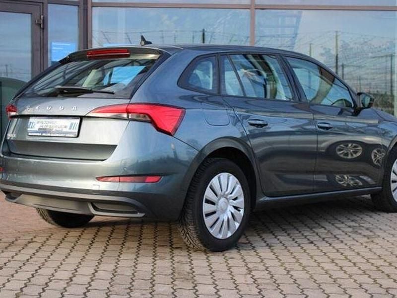 Gebraucht Skoda Scala 95 PS (69 kW) 2020 Grau Kleinwagen