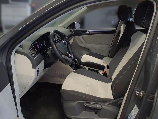 Gebraucht VW Tiguan Elegance 200 PS (147 kW) 2022 Grau SUV