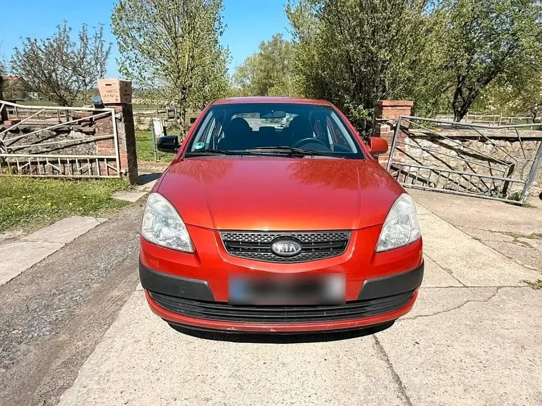 Usata Kia Rio 97 CV (71 kW) 2006 Berlina