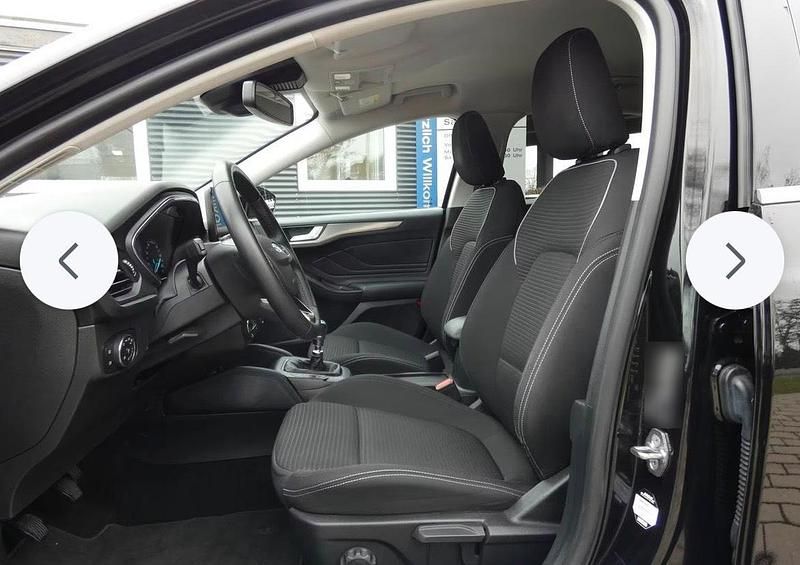 Używany Ford Focus 125 KM (91 kW) 2022 Czarny Kombi