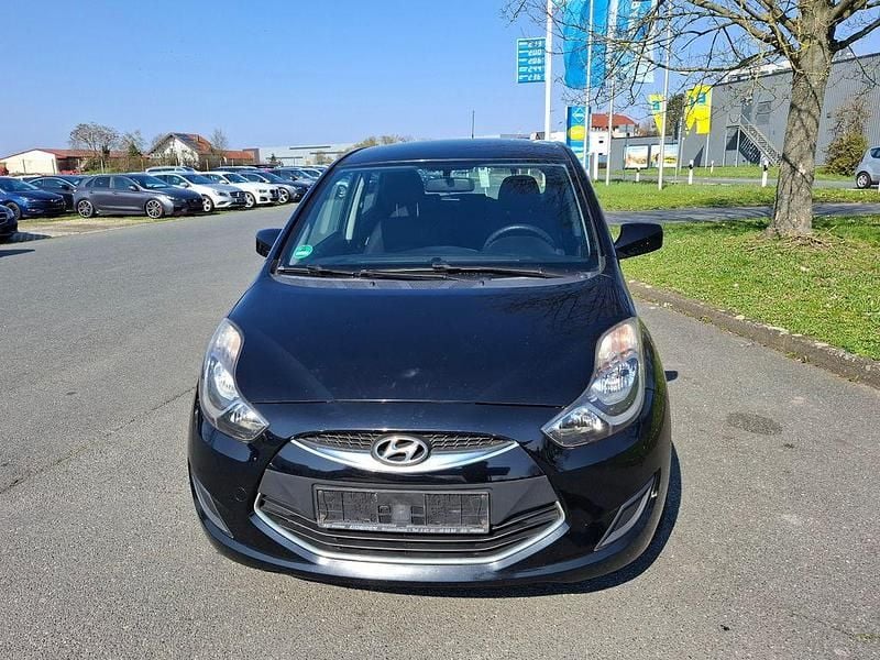 Gebraucht Hyundai ix20 Edition 90 PS (66 kW) 2012 Schwarz Kleinwagen
