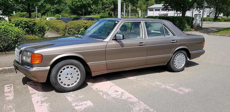 Andere farben Gebraucht 1987 Mercedes 260 SE Limousine | 13.900 € - Bild 1/3