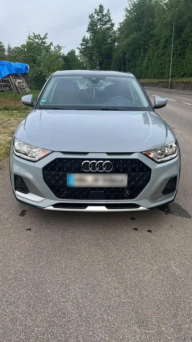 Gebraucht Audi A1 110 PS (80 kW) 2021 Grau SUV