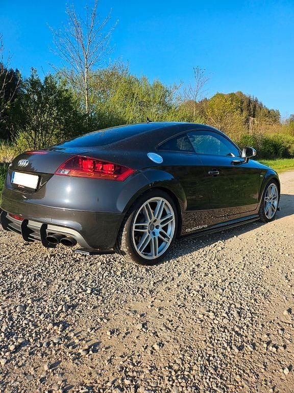 Gebraucht Audi TTS Sport 272 PS (200 kW) 2011 Schwarz Coupé