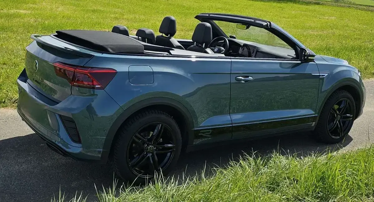 Gebraucht VW T-Roc Cabriolet R-line 150 PS (110 kW) 2024 Grün Cabrio