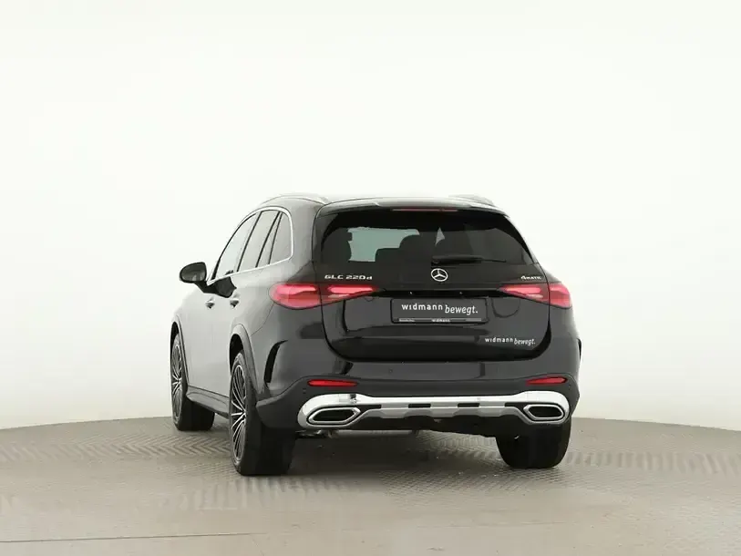 Gebraucht Mercedes GLC220 AMG 197 PS (144 kW) 2026 Schwarz SUV