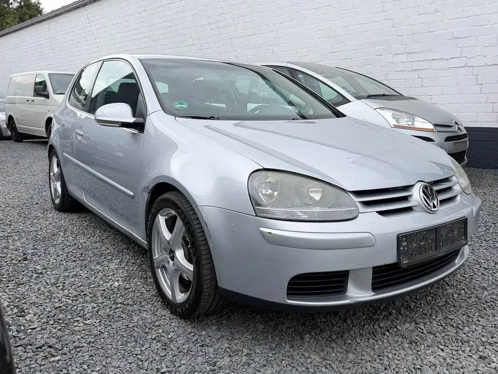 Gebraucht VW Golf V Sportline 116 PS (85 kW) 2003 Silber Kleinwagen