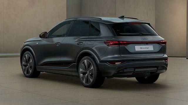 Neu Audi Q6 e-tron Performance 225 kW (306 PS) 2026 Außenfarbe: SUV