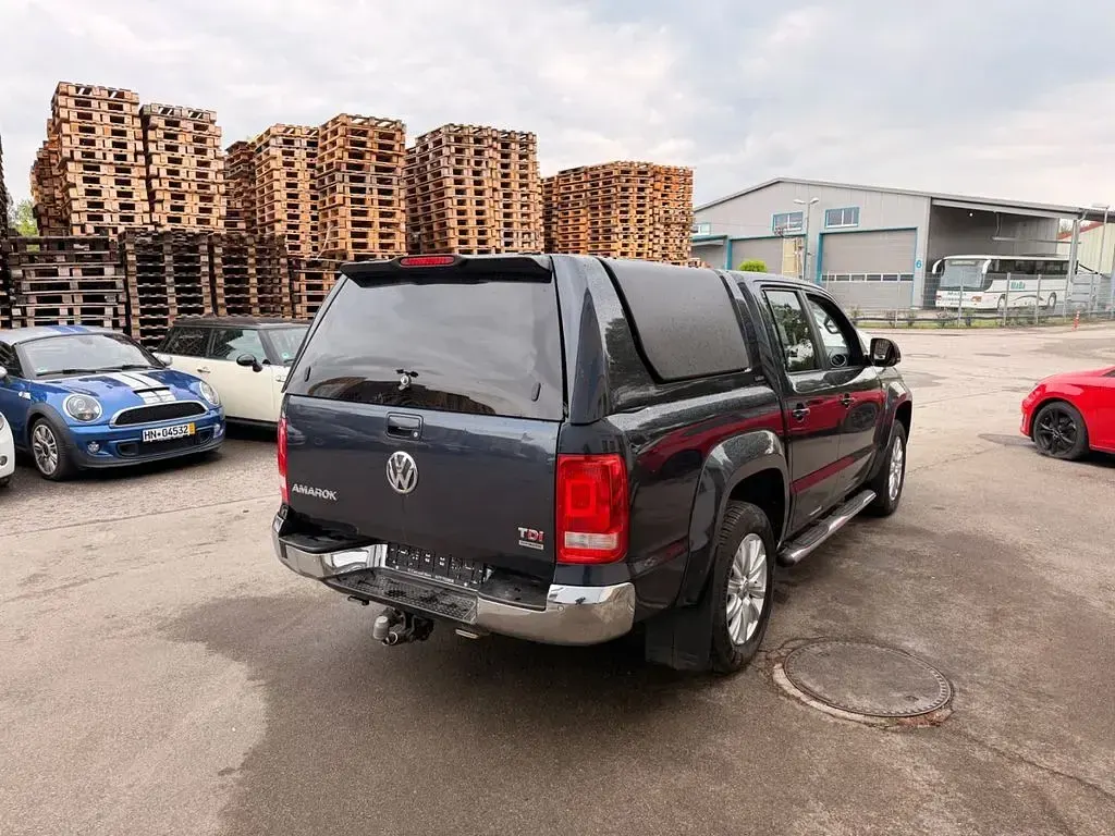 Gebraucht VW Amarok Highline 179 PS (131 kW) 2013 Starlight blue Pickup