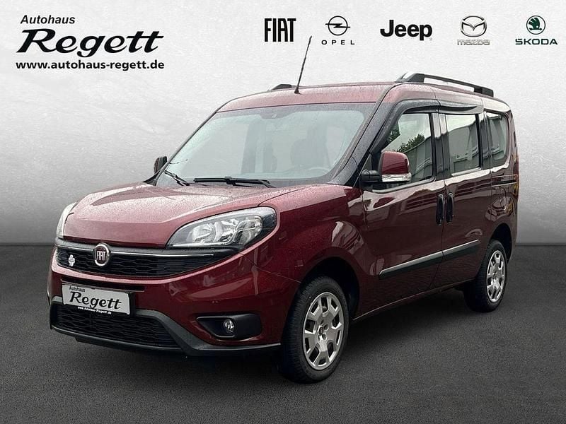 Rot Gebraucht 2019 Fiat Doblò Van / Kleinbus | 17.490 € - Bild 1/4