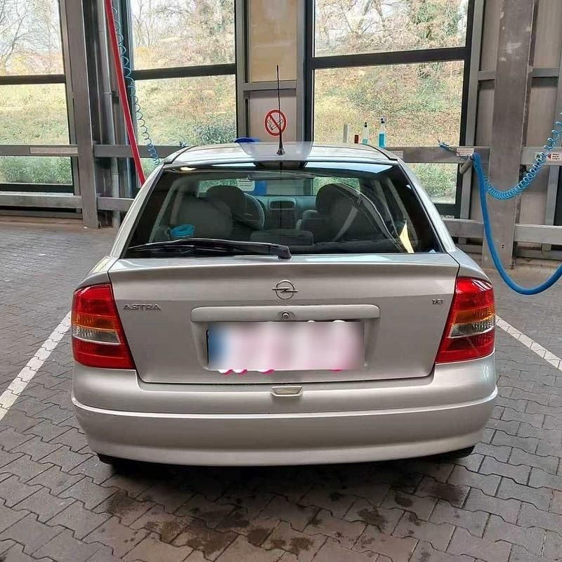 Gebraucht Opel Astra 101 PS (74 kW) 2003 Silber Kombi