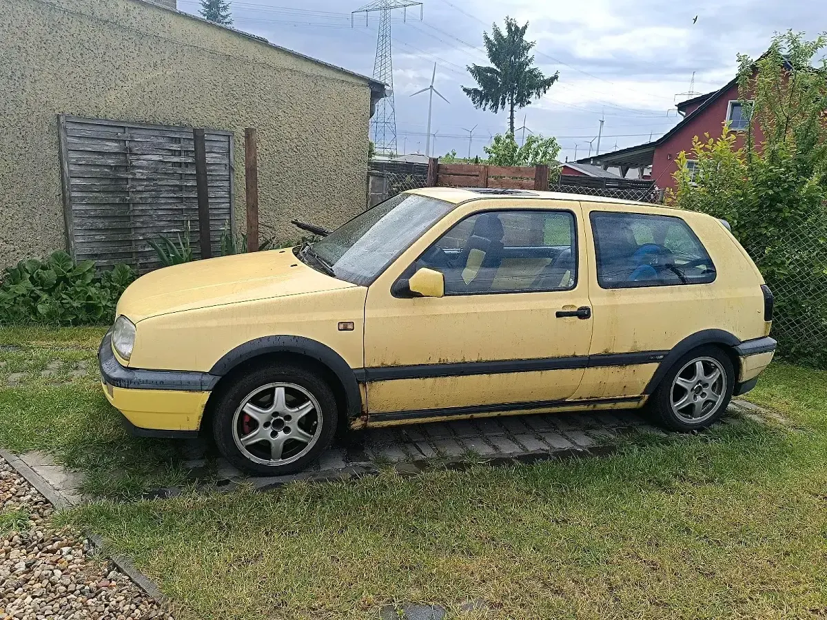 Gebraucht VW Golf III Conceptline 96 PS (70 kW) 1995 Gelb