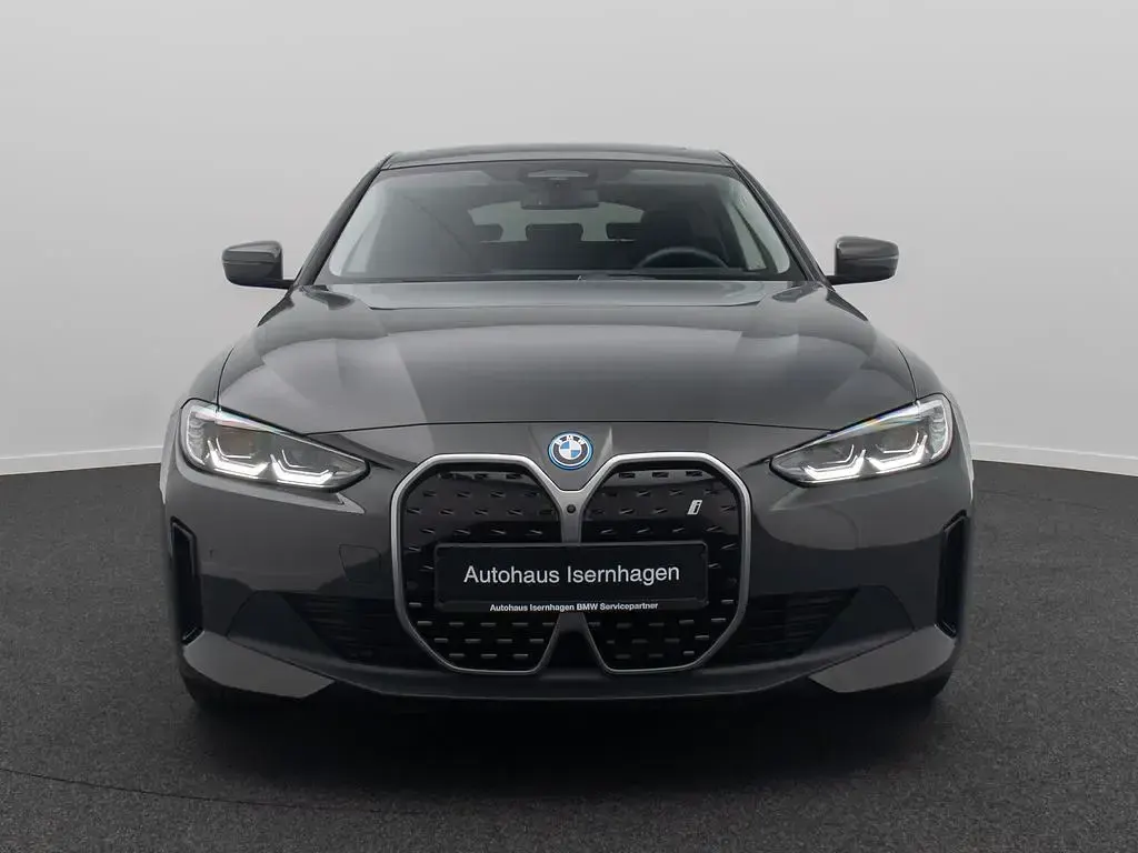 Gebraucht BMW i4 Efficient Dynamics 210 kW (286 PS) 2023 Bmw individual dravitgrauc36schwarz Limousine