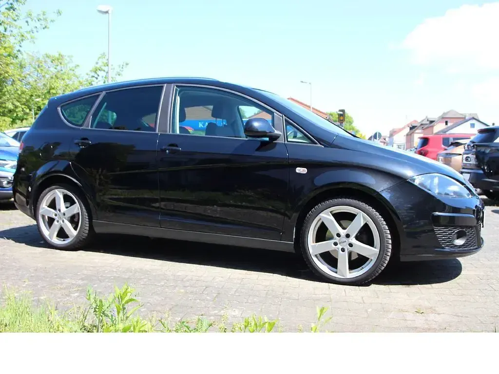 Gebraucht Seat Altea XL Stylance 160 PS (117 kW) 2013 Schwarz Van / Kleinbus
