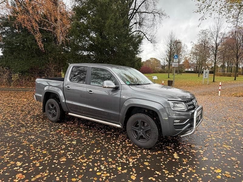Grau Gebraucht 2017 VW Amarok Abholung | 19.000 € (Fairer Preis) - Bild 1/4