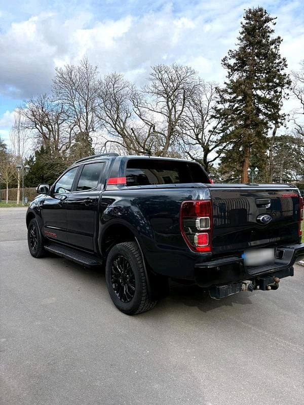 Gebraucht Ford Ranger 212 PS (155 kW) 2021 Grau Pickup