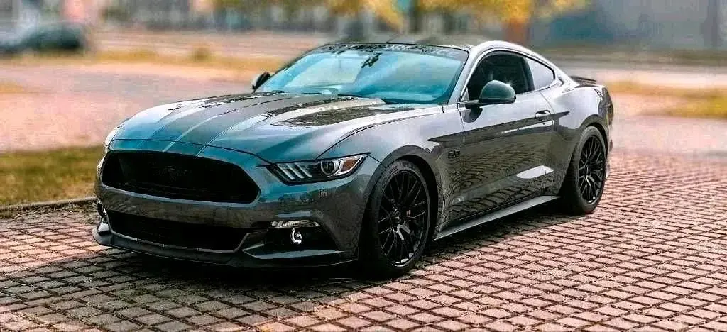 Gebraucht Ford Mustang GT 421 PS (309 kW) 2016 Grau Coupé