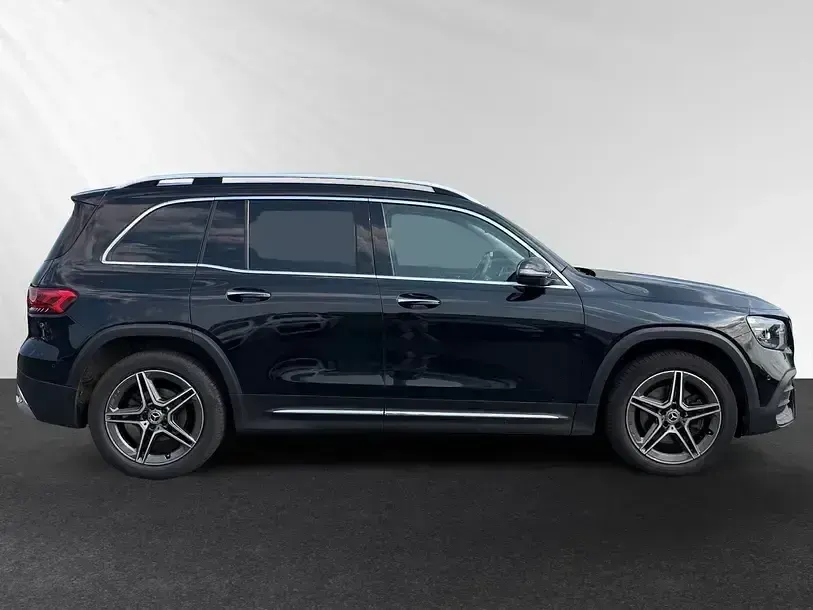 Gebraucht Mercedes GLB200 AMG line 150 PS (110 kW) 2023 Kosmosschwarz SUV