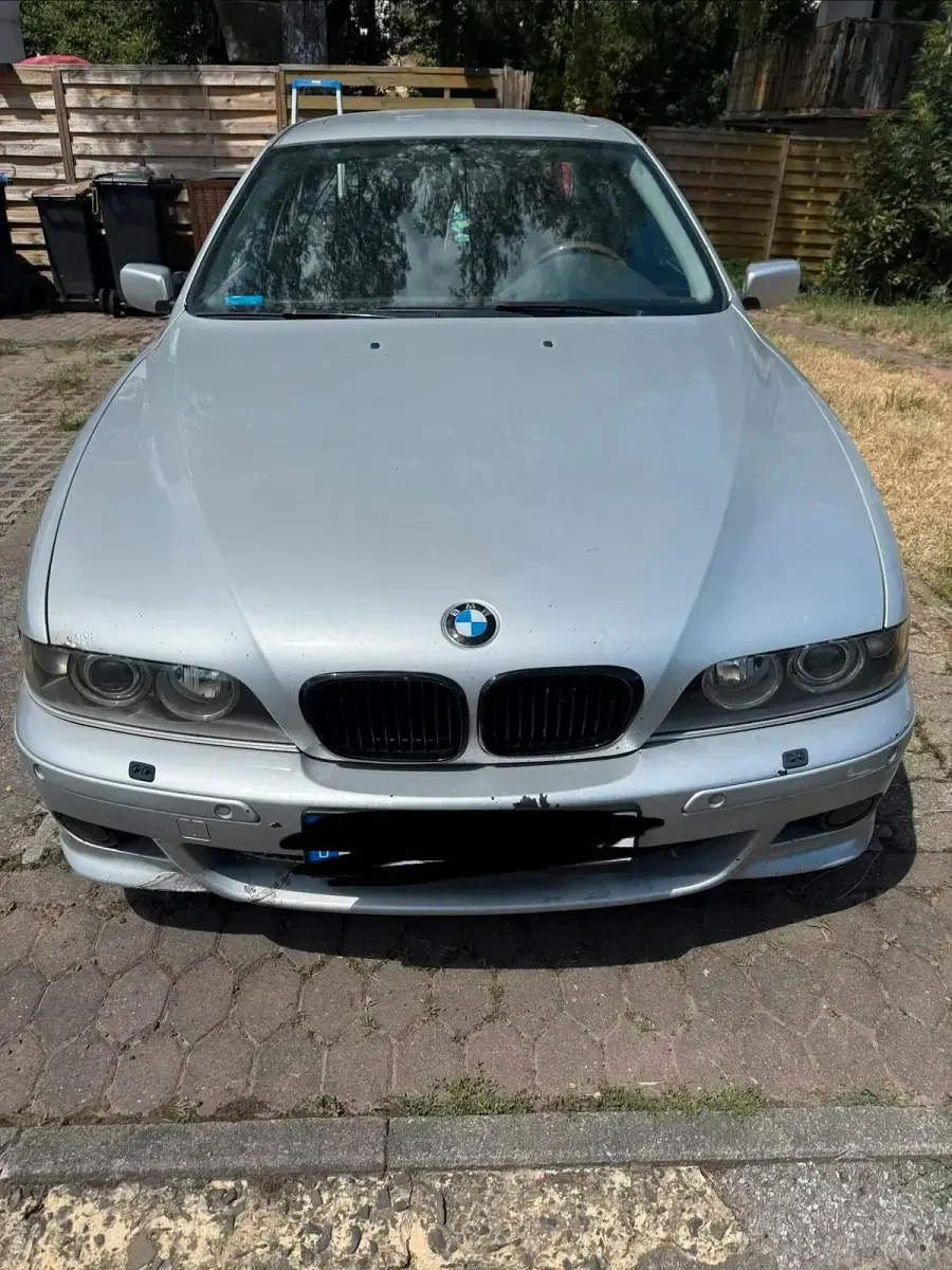 Gebraucht BMW 525 163 PS (119 kW) 2003 Silber Limousine