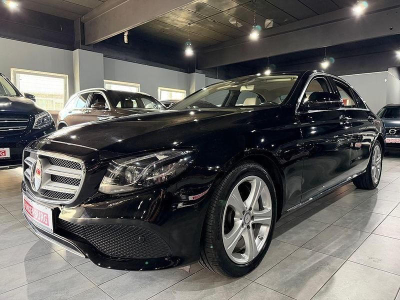 Gebraucht Mercedes E350 258 PS (189 kW) 2016 Schwarz Limousine
