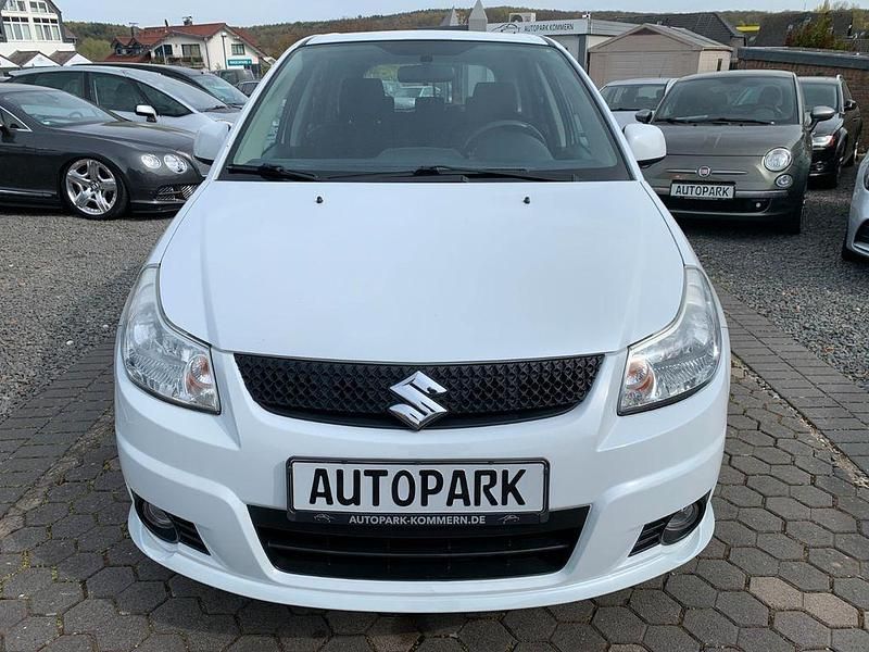 Gebraucht Suzuki SX4 Comfort 120 PS (88 kW) 2013 Weiß SUV