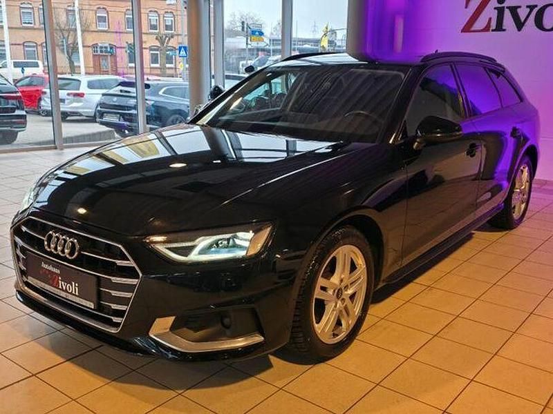 Gebraucht Audi A4 Advanced 163 PS (119 kW) 2020 Schwarz Kombi