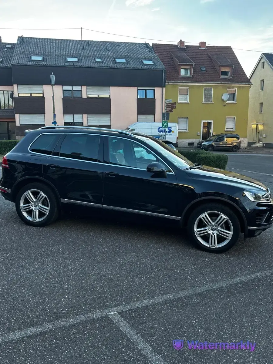 Gebraucht VW Touareg Exclusive 262 PS (192 kW) 2017 Schwarz SUV