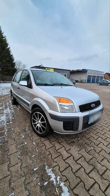 Gebraucht Ford Fusion 68 PS (50 kW) 2008 Silber Kombi