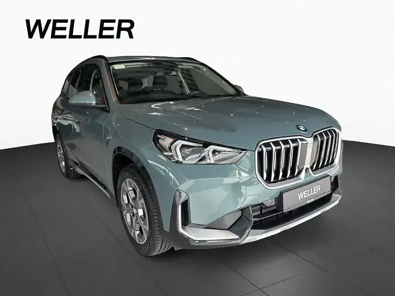 Gebraucht BMW X1 Comfort Edition 163 PS (119 kW) 2025 Cape york grün (grün) SUV