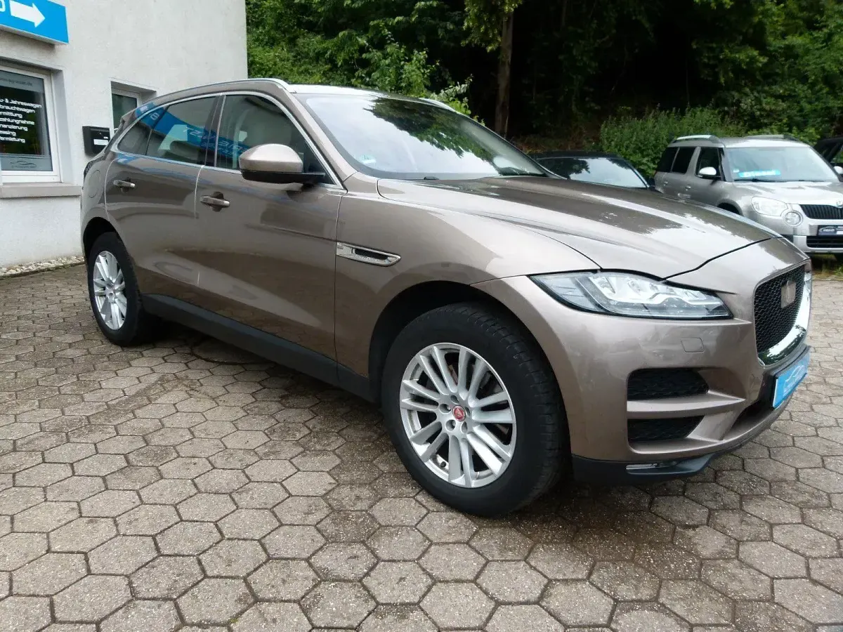 Gebraucht Jaguar F-Pace Prestige 179 PS (131 kW) 2016 SUV