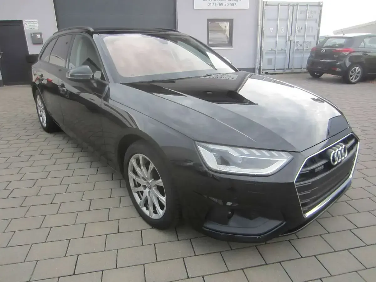 Gebraucht Audi A4 Sport 231 PS (169 kW) 2019 Brillantschwarz Kombi