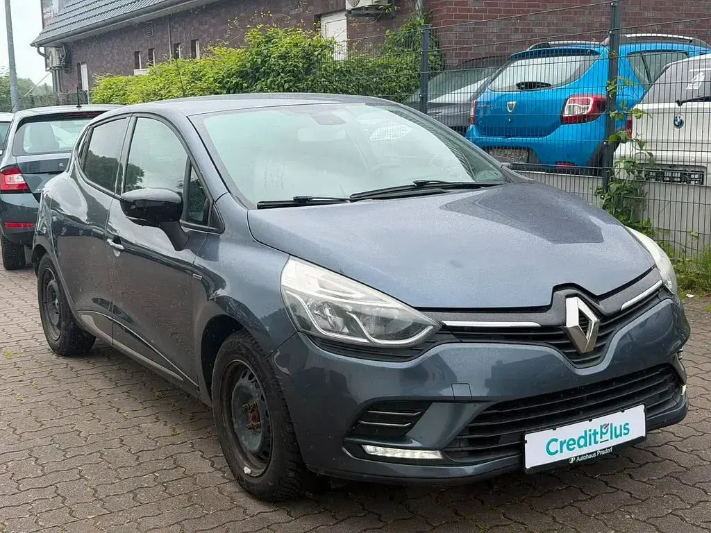 Gebraucht Renault Clio IV LIMITED 118 PS (86 kW) 2017 Grau Limousine
