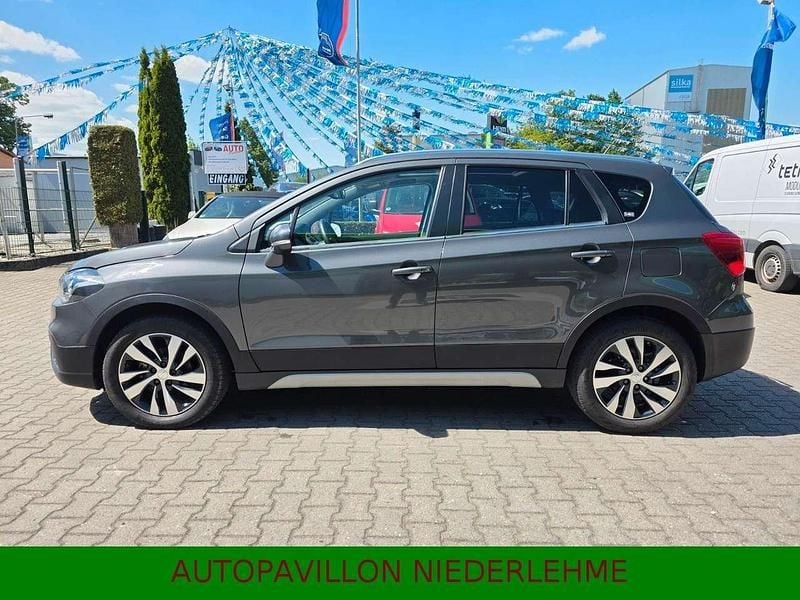 Grau Gebraucht 2021 Suzuki SX4 S-Cross SUV | 19.990 € (Guter Preis) - Bild 1/4