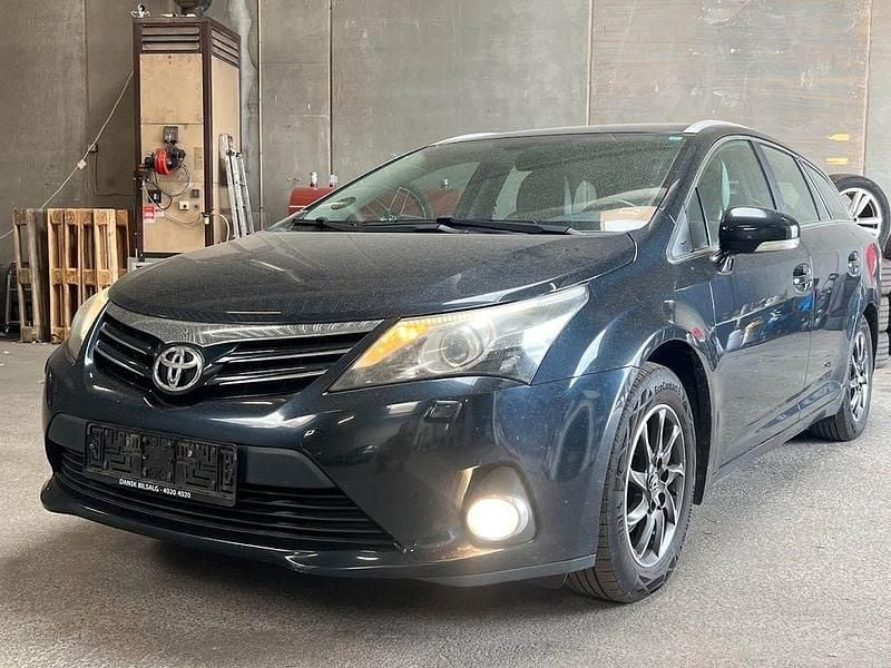 Gebraucht 2012 Toyota Avensis Edition Kombi | 5.800 € (Fairer Preis) - Bild 1/4