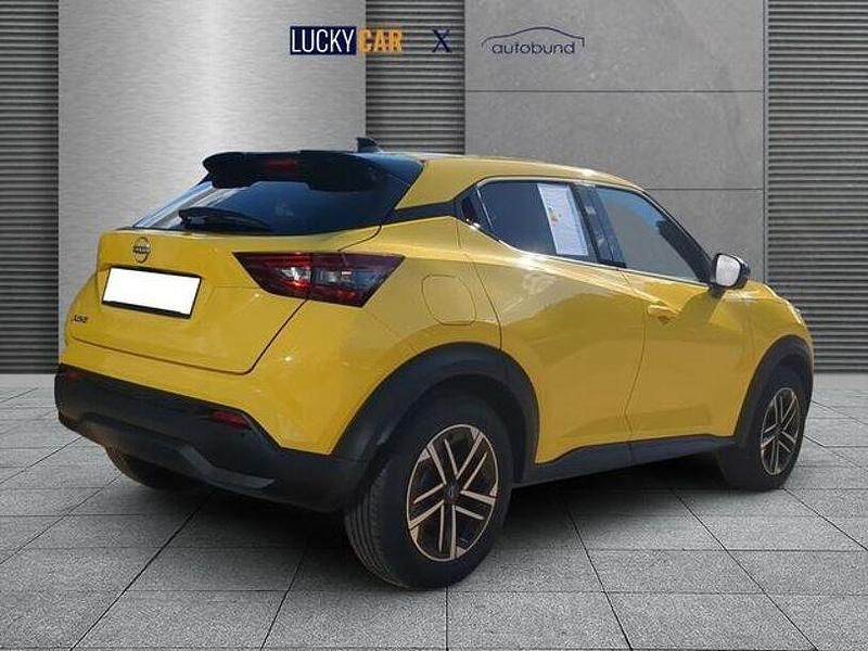 Neu Nissan Juke N-Connecta 114 PS (83 kW) 2025 Gelb SUV