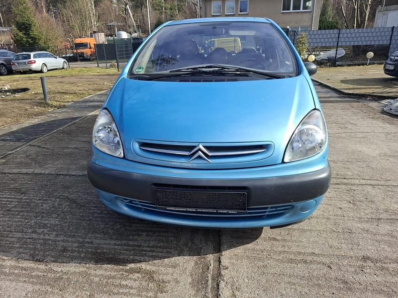 Gebraucht Citroën Xsara 95 PS (69 kW) 2000 Blau Van / Kleinbus