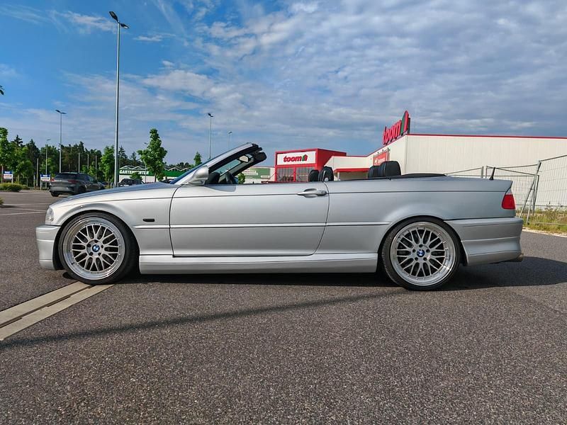 Gebraucht BMW 330 Cabriolet 231 PS (169 kW) 2001 Silber Cabrio