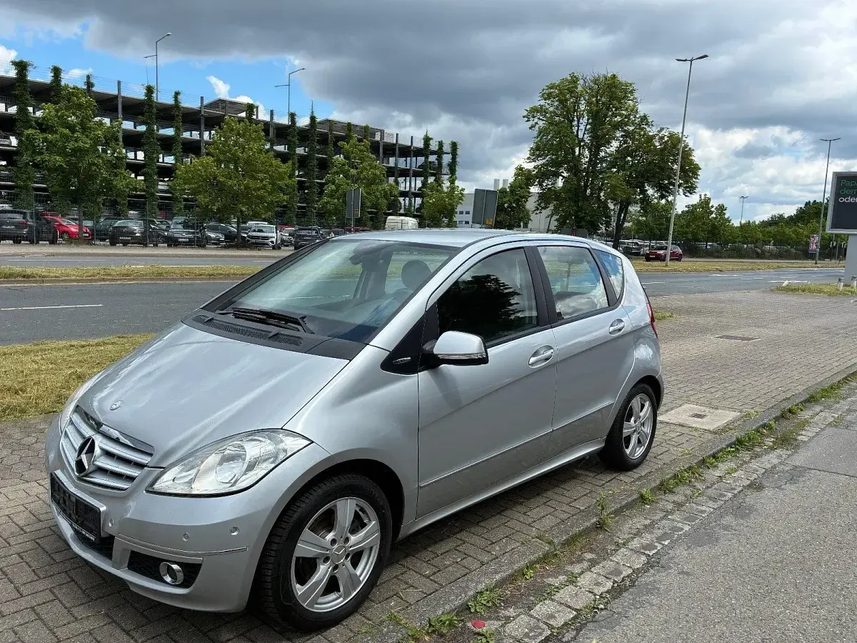 Gebraucht Mercedes A200 136 PS (100 kW) 2008 Silber Kleinwagen