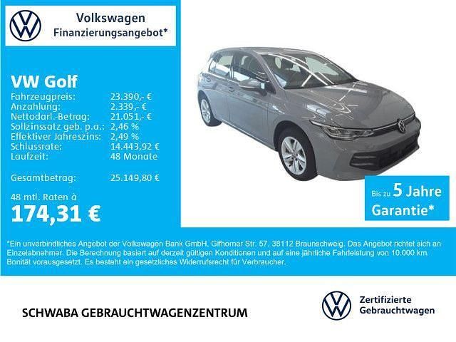 Mondsteingrau Gebraucht 2024 VW Golf VIII Life Limousine | 23.390 € (Guter Preis) - Bild 1/4