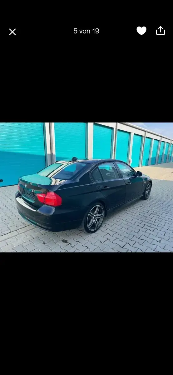 Gebraucht BMW 320 185 PS (136 kW) 2010 Schwarz Limousine