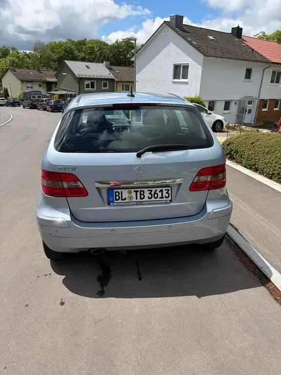 Gebraucht Mercedes B170 116 PS (85 kW) 2007 Silber Van / Kleinbus